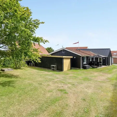 Fredrikke - 50m From The Sea In Ne Jutland By Interhome