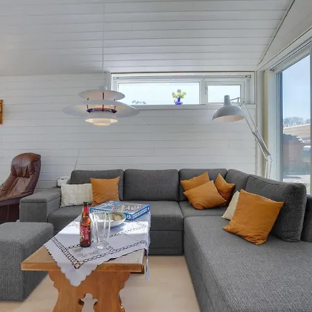 Fredrikke - 50m From The Sea In Ne Jutland By Interhome Hals