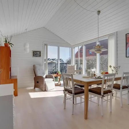 Fredrikke - 50m From The Sea In Ne Jutland By Interhome